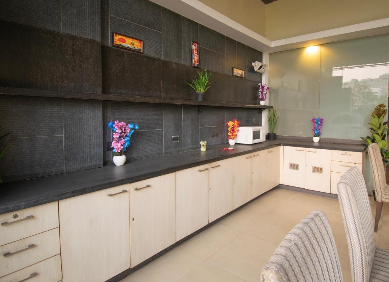 Octave Koregaon Park Πούνε Εξωτερικό φωτογραφία
